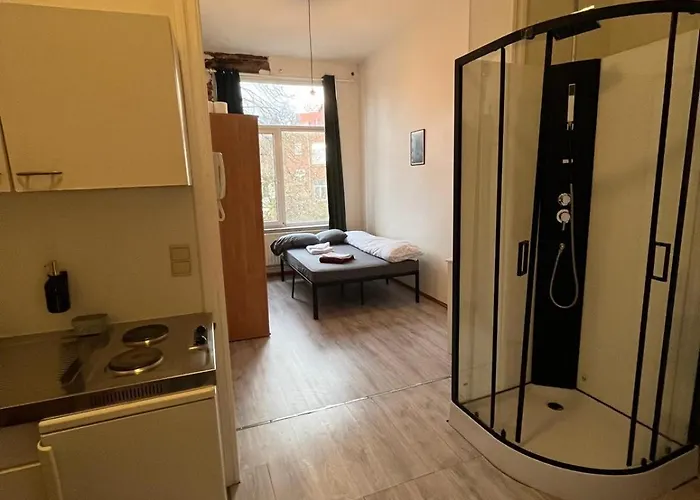 European District Apartment Eleven