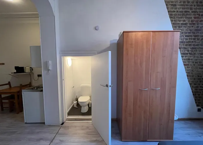 European District Apartment Eleven